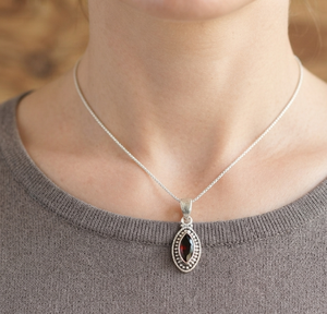 Pendentif en grenat marquise naturel, collier en argent sterling 925, charme en pierre précieuse, bijoux bohèmes faits à la main, plaqué or rose/jaune - Product Image 2