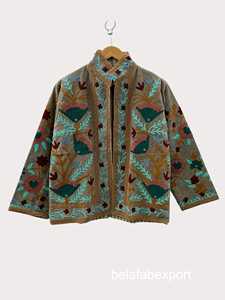 Veste décontractée vintage en velours à col mandarin, broderie florale, coupe ample, manches longues, à porter en toutes saisons, veste Suzani pour femmes - Product Image 3
