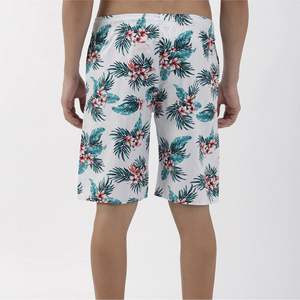 Shorts de sublimation pour hommes en tissu polyester personnalisé, les plus vendus 2026, imprimés, prix le plus bas, fabriqués au Pakistan - Product Image 5