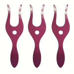 Fourche à tricoter en bois conçue pour les artisans qui aiment le travail artisanal lent et les travaux de précision sur les cordons. - Product Image 6