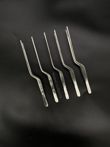 Pince de cuisine professionnelle en acier inoxydable de 20 cm pour la présentation et la décoration culinaire des plats gastronomiques - Product Image 5