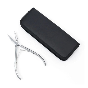 Alicates Planos Multifuncionales de Acero Inoxidable de Grado Quirúrgico para Extensiones de Cabello con Estuche de Cuero y Logotipo Personalizado - Product Image 1