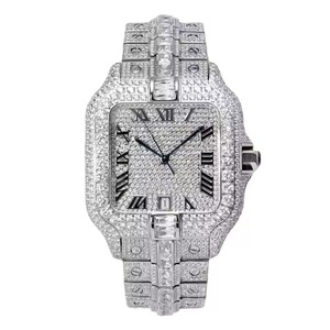 Montre unisexe de haute qualité personnalisée avec diamants carrés en moissanite VVS, affichage de la date, cristal saphir, mouvement à quartz - Product Image 5