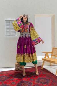 Nouvelle robe afghane vintage pour femme, brodée à la main, style Kuchi, lourde, avec pièces de monnaie anciennes - Product Image 3