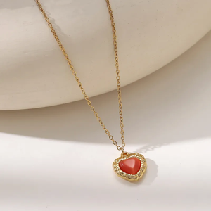 Collar con Forma de Corazón para Mujer en Estilo Moderno, Acero de Titanio con Baño de Oro Real de 18K y Recubrimiento PVD, con Piedra Ojo de Gato - Product Image 4