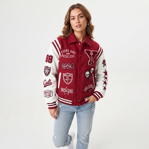 Veste universitaire pour femme avec manches en cuir, patchs brodés, col rabattu, boutonnée, style baseball, pour l'hiver - Product Image 5
