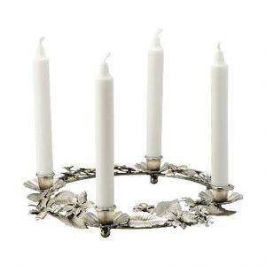 Candelabro Rectangular de Metal con Diseño Floral, Bandeja Decorativa para Velas Cónicas, Esmalte Blanco - Product Image 5