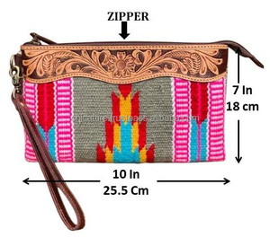 Sac à main de couverture multi-selle fait à la main avec du cuir usiné Style occidental en cuir véritable pochette portefeuille de luxe cadeau pour elle - Product Image 2