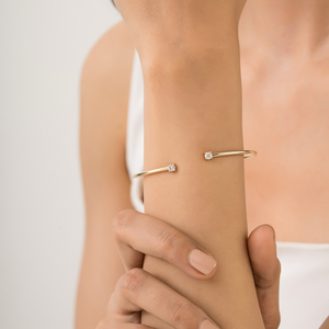 Bracelet ouvert empilable tendance en or jaune véritable 14 carats avec diamant naturel taille brillant rond de 3,5 mm – Bijoux les plus vendus - Product Image 2