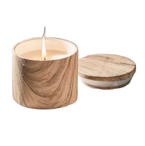 Support en bois pour bougie, bougeoir minimaliste de haute qualité pour la décoration des maisons modernes et les occasions spéciales - Product Image 1