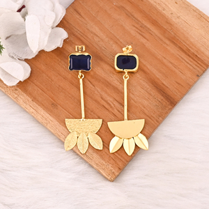 Boucles d'oreilles élégantes en laiton plaqué or avec pierre hydro-gemme bleu encre, bijoux de mode faits à la main pour femme, cadeau - Product Image 5
