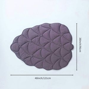 3D Leaves Shaped Dog Blanket Warm Soft Plush Cushion for Household Bed for Cats and Pets Decorative Pet Blanket & Throws - Product Image 2