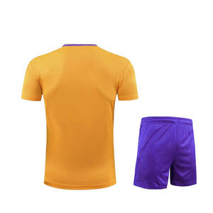 Uniforme de Tenis Clásico y Transpirable con Manga Corta y Corte Moderno para Entrenamiento Unisex en Días de Partido, Colores y Logotipo Personalizables - Product Image 4