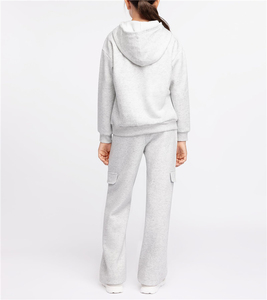Conjunto de chándal escolar de diseño personalizado OEM de 2 piezas, sudadera con capucha de forro polar y pantalones de chándal de pierna ancha para niñas - Product Image 2