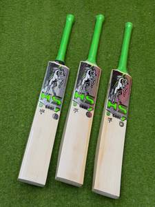 ไม้คริกเก็ต HS CORE 7 ENGLISH WILLOW ด้ามสั้น - Product Image 1