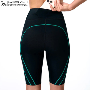 Shorts de compression de yoga haute performance pour femmes – Équipement d'entraînement athlétique personnalisé à taille haute pour les professionnels de la gym et du fitness - Product Image 5