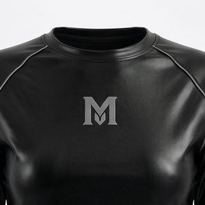 MALUZA INDUSTRIES – Haut court en molleton pour femme, avec logo sur le devant, style streetwear urbain, 100 % coton respirant - Product Image 2