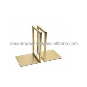 Serre-livres distinctifs en forme de pomme avec finition métallique polie Aluminium en laiton stabilisé ou base noire - Product Image 2