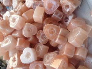 Natural Himalayan <b>Pink</b> Salt Eco-friendly Organic Material Heart Shape Carved Rock Tealight Stand Home Decoration - Product Image 6