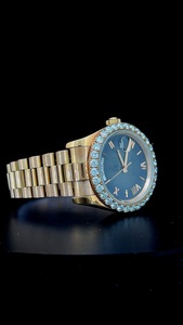 Reloj de alta calidad con bisel de diamantes en oro rosa, modelo Presi con bisel de diamantes Moissanite de gran tamaño, función automática de día y fecha. - Product Image 5