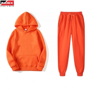 Survêtement pour enfants abordable, fabriqué aux États-Unis, design élégant, matière durable, parfait pour les tenues décontractées et les sports. - Product Image 1