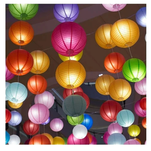 Linternas Tradicionales Vietnamitas al por Mayor, Lámparas Colgantes de Seda Hechas a Mano en Hoi An para Decoración de Bodas, Festivales y Eventos - Product Image 4