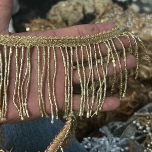 Encaje con Cuentas, Ecológico, 100% Poliéster, Bordado, para Coser en Vestidos de Novia y Decoración del Hogar - Product Image 1