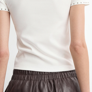 เสื้อผ้าลำลองสำหรับกิจกรรมกลางแจ้ง ดีไซน์เรียบง่าย แต่งกระดุม คอกลม แขนสั้น ทรงหลวม สกรีนโลโก้ได้ตามต้องการ ทรงเข้ารูป ปี 2026 - Product Image 6