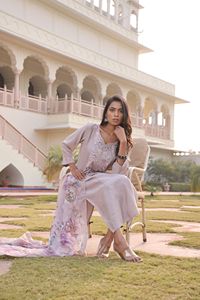 Trendy Fashion Cotton Silk <b>Kurtis</b> for Office and Regular Wear at Wholesale Price Casual Dresses Kurti Set - Product Image 2