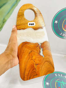 Planche à fromage en résine de bois d'acacia planche à charcuterie en résine époxy planche à découper en bois par Falak World Export - Product Image 4