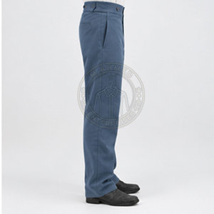 Pantalón Militar Estilo Vintage Americano con Diseño de Bolsillos Prácticos, Ajuste Cómodo y Tela Resistente - Product Image 5
