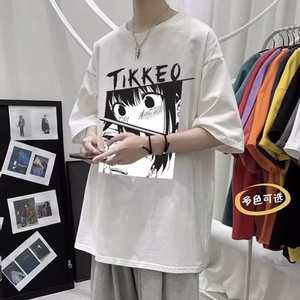 เสื้อยืดโอเวอร์ไซส์ผู้ชาย สีดำ พิมพ์ลายอนิเมะ แขนสั้น คอกลม ทรงหลวม สไตล์สตรีทแวร์ ฮิปฮอป แฟชั่นลำลอง เสื้อยืดผู้ชาย - Product Image 3