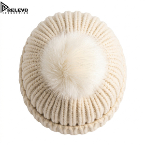 Bonnet en tricot épais personnalisé de haute qualité avec pompon, bonnet d'hiver lourd en tricot torsadé avec revers, doux, en fausse fourrure pour adultes - Product Image 2