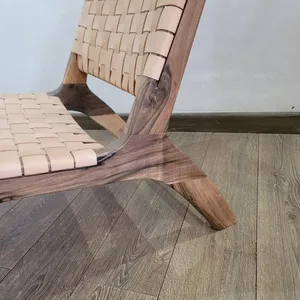 Chaise de salle à manger artisanale marocaine écologique, siège en cuir tressé fait main, structure en bois massif, style contemporain, maison, bureau - Product Image 3