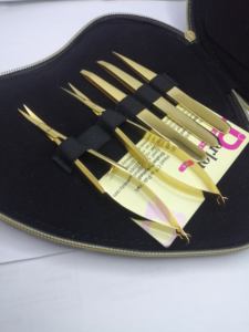 Pince à épiler à pointe inclinée et droite, ciseaux à sourcils à ressort dorés, lames droites et courbées en acier inoxydable, outil cosmétique de beauté - Product Image 3