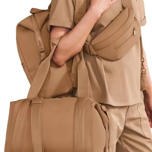 กระเป๋าผ้าไนลอนแบบ unisex ทรงวงรี ปิดด้วยซิป หูหิ้วคู่ กันน้ำ ความจุ 20-36 ลิตร กระเป๋าออกกำลังกาย - Product Image 6
