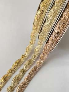 Ribete de Encaje Metálico Dorado y Plateado con Lentejuelas y Bordado para Zapatos - Ecológico y Lavable - Product Image 5