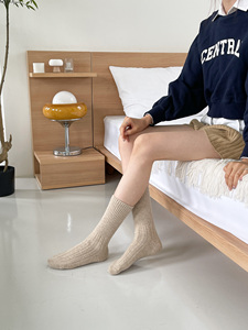 Chaussettes pour femmes, couleur unie, mélange de laine, tricotées, respirantes, pour un usage quotidien, saison hivernale - Product Image 6