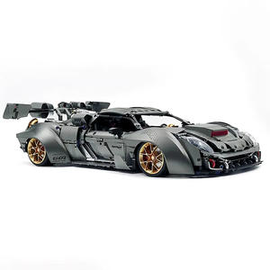 ชุดประกอบรถยนต์ของเล่น Guli 10629 Supercar รุ่นจำลองขนาด 1:8 ทำจากพลาสติก ชุดประกอบเพื่อการศึกษา 800+ ชิ้น พร้อมรีโมทคอนโทรลไฟฟ้า - Product Image 3