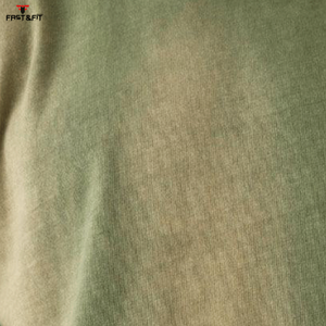 T-shirt Homme Personnalisé en Coton 100% Coupe Classique Délavé à l'Acide avec Logo, Tissu Satiné Lourd Décontracté Respirant et Unique – Vente en Gros - Product Image 5