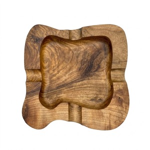 Cendrier en bois artisanal de qualité supérieure avec grain de bois naturel, forme irrégulière, support à cigares à 4 fentes, écologique, vintage, pour table - Product Image 1