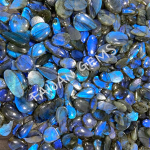 Cabochon en pierres précieuses en vrac Labradorite bleu arc-en-ciel noir naturel poli mélange forme toutes tailles Cabochon en cristal pour bijoux pierres précieuses - Product Image 1