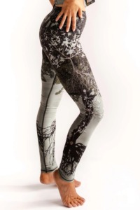 New Design Women's OEM Devine Feminine Printed Yoga <b>Set</b> 2 Piece Flexible Women <b>Set</b> Breathable Sweat Wicking High Waist Leggings - Product Image 5