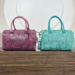 Custom Travel Portable Hand Tooled <b>Leather</b> Crossbody <b>Duffle</b> Travel <b>Bags</b> Durable Genuine Cowhide <b>Leather</b> Zipper <b>Duffle</b> for Unisex - Product Image 4