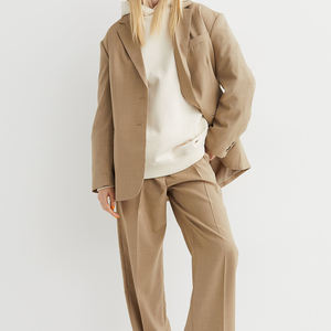 Shorts Deportivos Personalizados con Etiqueta Privada OEM, Sudaderas con Capucha para Mujer, Top Corto, Sudaderas Lisas Cómodas, Sudadera con Capucha Tipo Pullover - Product Image 3