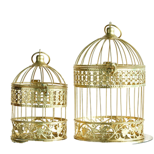 Cage à oiseaux ronde en métal avec base décorative, style antique, suspendable, pour usage intérieur, petite cage pour animaux de compagnie, structure en fil d'acier, finition peinte - Product Image 4