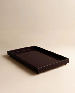 Plateau de service rectangulaire moderne foncé avec rebord surélevé, organisateur décoratif, plateau laqué élégant pour table basse et maison - Product Image 1