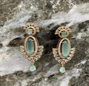 Pendientes Colgantes de Libélula de Cristal Elegantes de la Marca Aurelia Dragonfly, Joyería para Mujer Disponible a Precio de Fábrica - Product Image 6