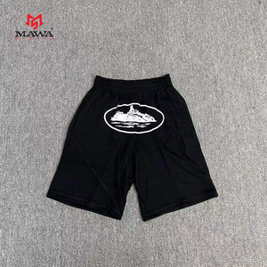 Shorts d'été Corteiz à imprimé lettres, tendance et classique, amples et décontractés, doublés, pour hommes et femmes, longueur cinq pouces - Product Image 1