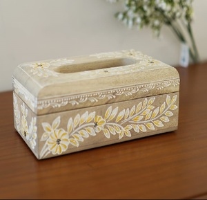 Luxury Crystal Tissue Paper Holder Shell Design Transparent Glass Napkin Stand for <b>Table</b> Decor - Product Image 5